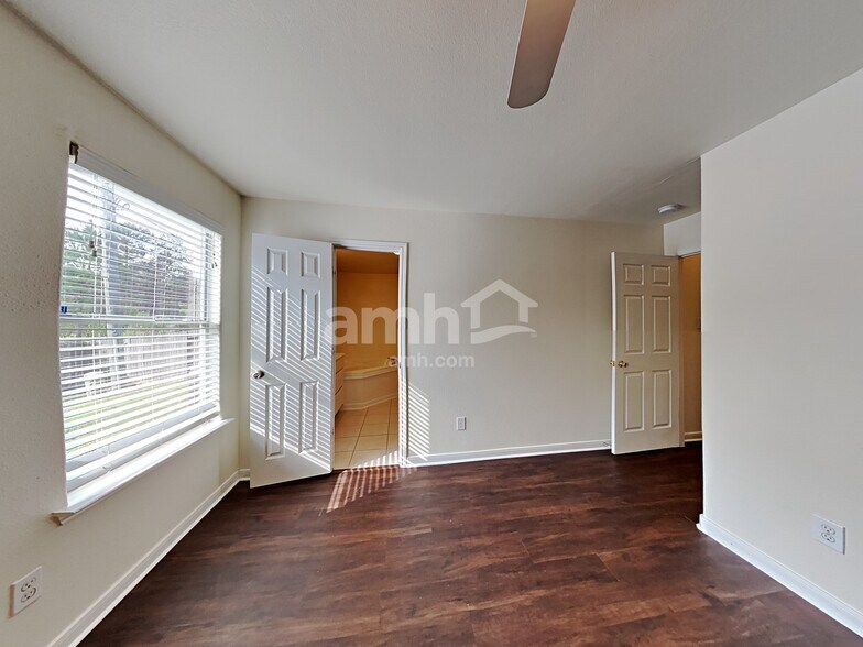 Building Photo - 28902 Llano River Loop