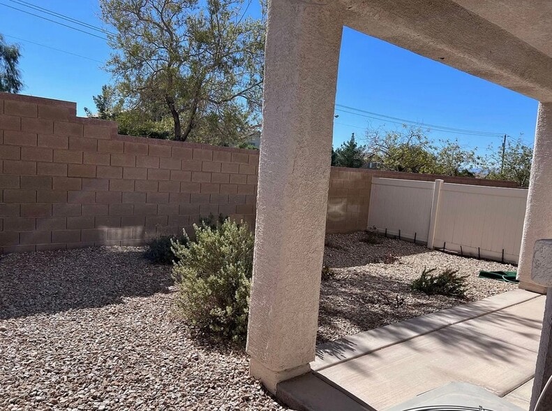 Building Photo - 6463 E Elwood Mead Ave