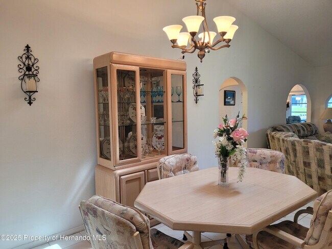 Building Photo - 7559 Heather Walk Dr