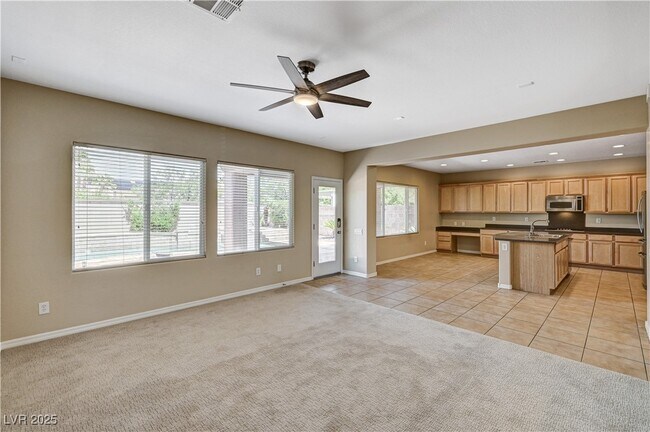 Building Photo - 2556 Sturrock Dr