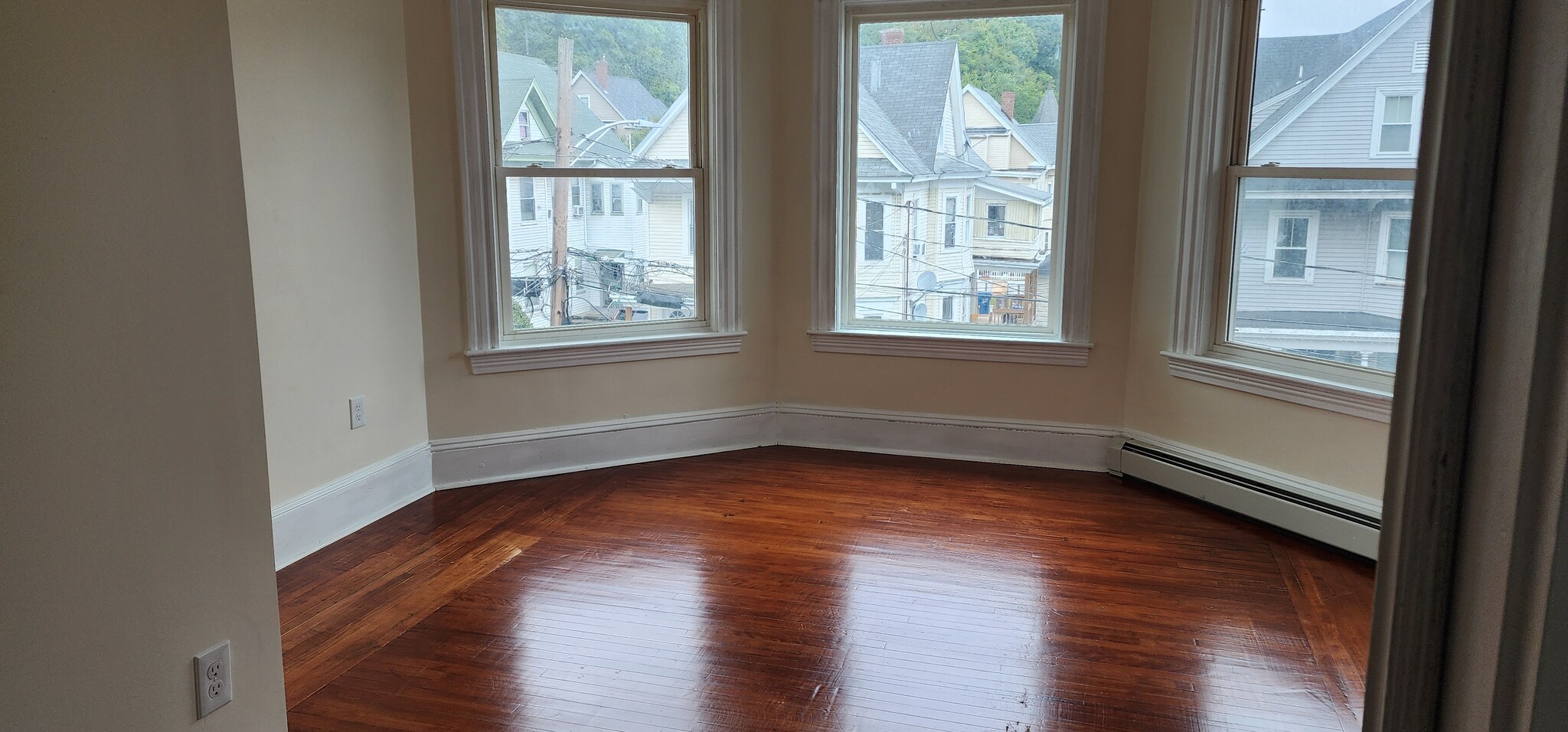 Bedroom 1 - 2 Reservoir Ter