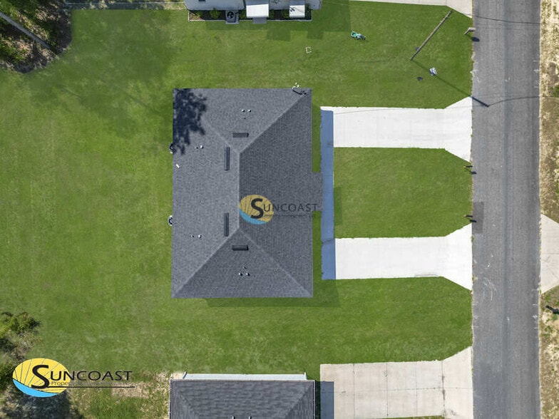 Building Photo - 121 Midway Rd