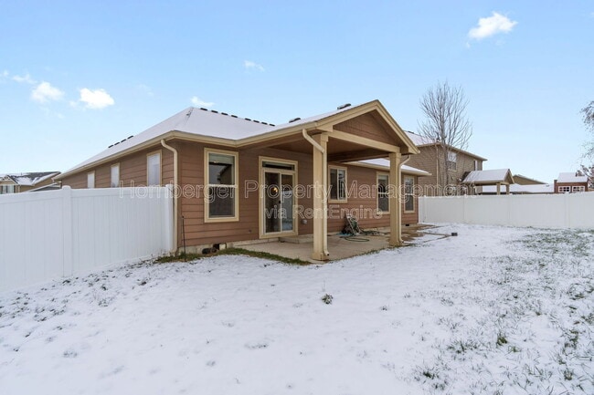 Building Photo - 8915 W Red St