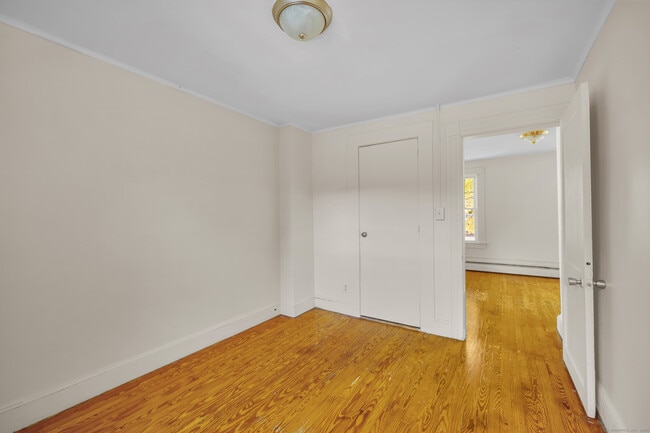 Building Photo - 31 Wolcott Ave