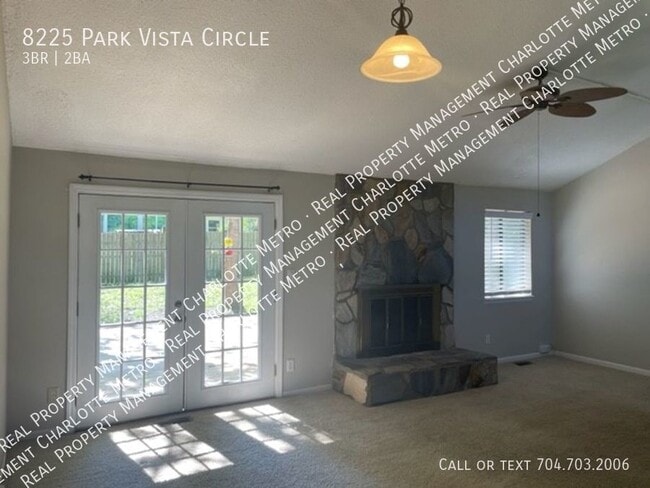 Building Photo - Great 3bd/2bth home in desirable Pineville...