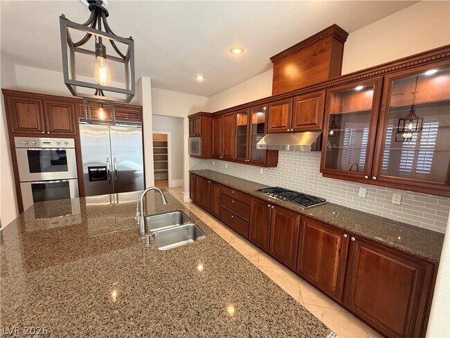 Building Photo - 464 Via Palermo Dr