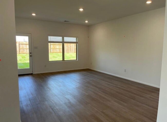 Building Photo - 5224 Pine Pass Dr