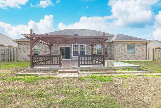 Building Photo - 27069 Gramercy Ln