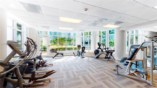 Building Photo - 801 Brickell Key Blvd