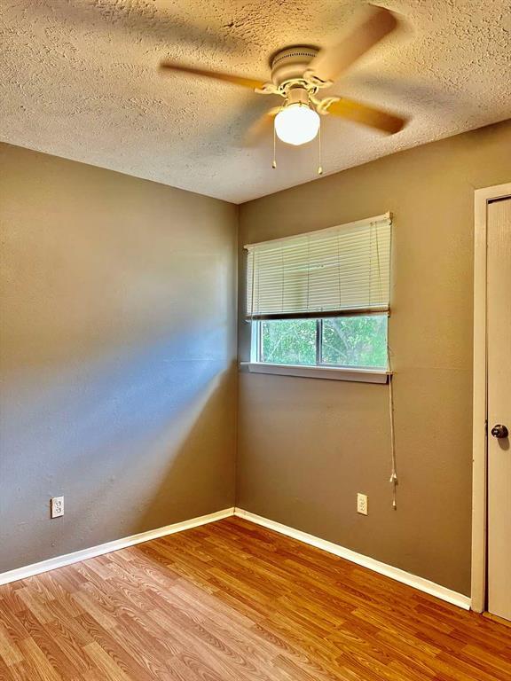 Building Photo - 15826 Bazelbriar Ln