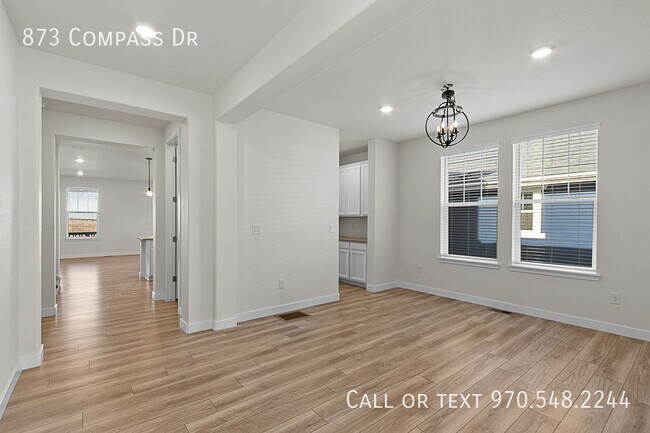 Building Photo - 873 Compass Dr