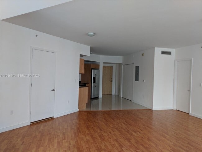 Building Photo - 350 S Miami Ave