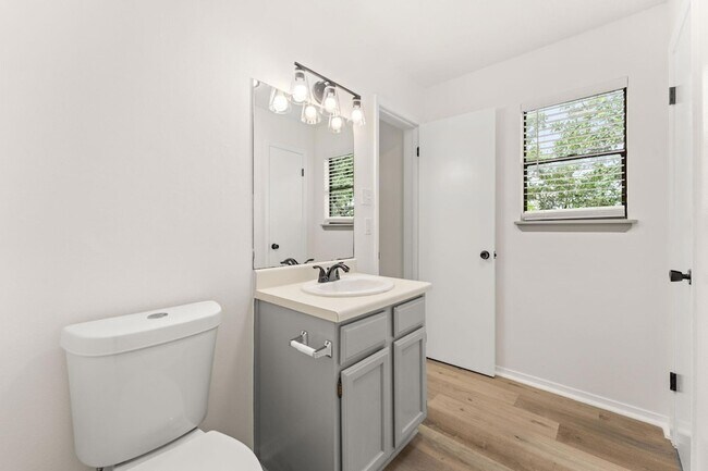 Building Photo - 15205 Cavalier Canyon Dr