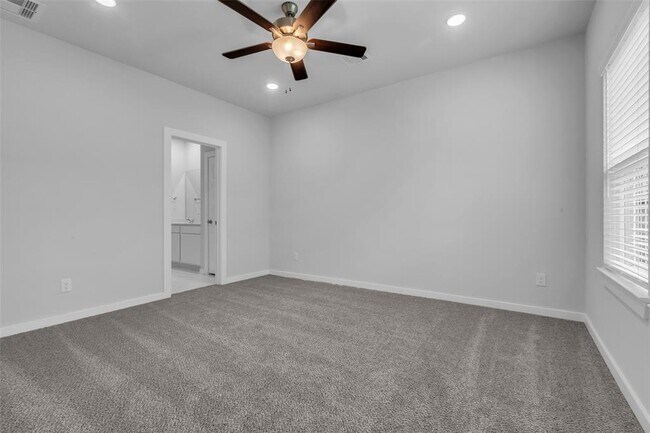 Building Photo - 8442 Sweet Cherry Ln