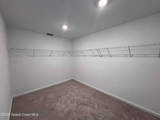 Building Photo - 1541 Newport St SE