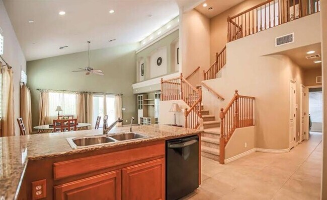 Building Photo - Welcome to this stunning 3-bedroom, 2.5-bathroom home located in the desirable city of Las Vegas!