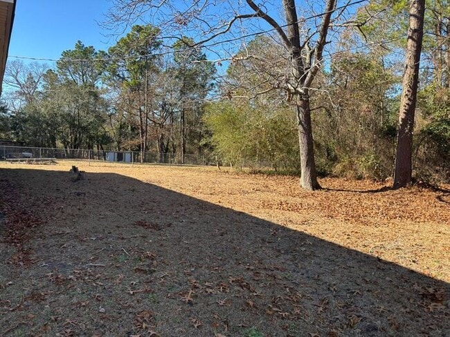 Building Photo - 7530 Decatur Dr