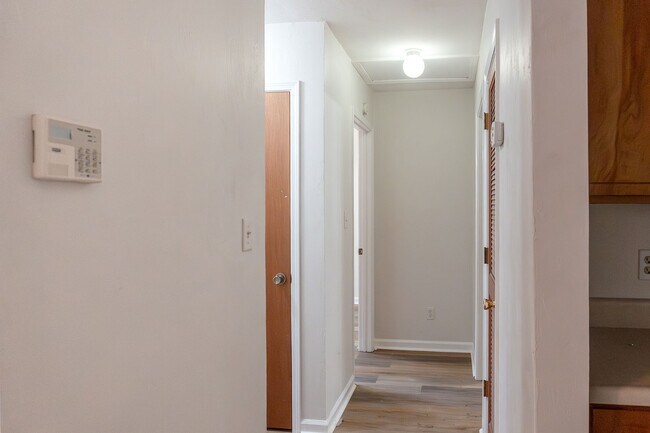 Building Photo - 2295 Nannas Loop