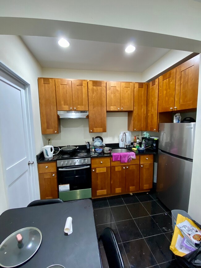 Primary Photo - 38 Hemenway St