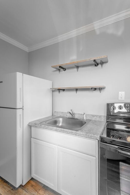 Building Photo - 719 Mcgowan Rd