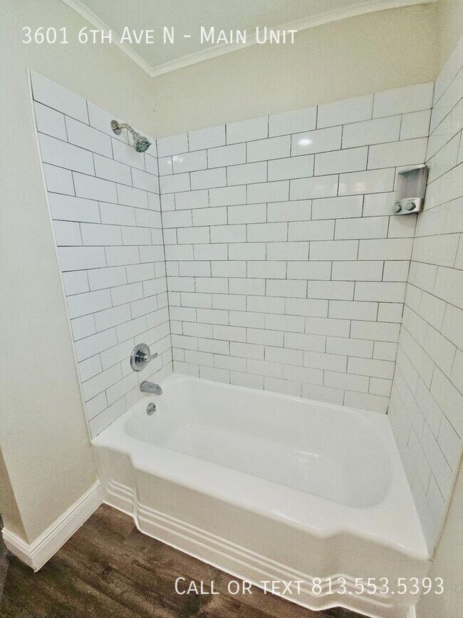 Building Photo - 3601 6th Ave N