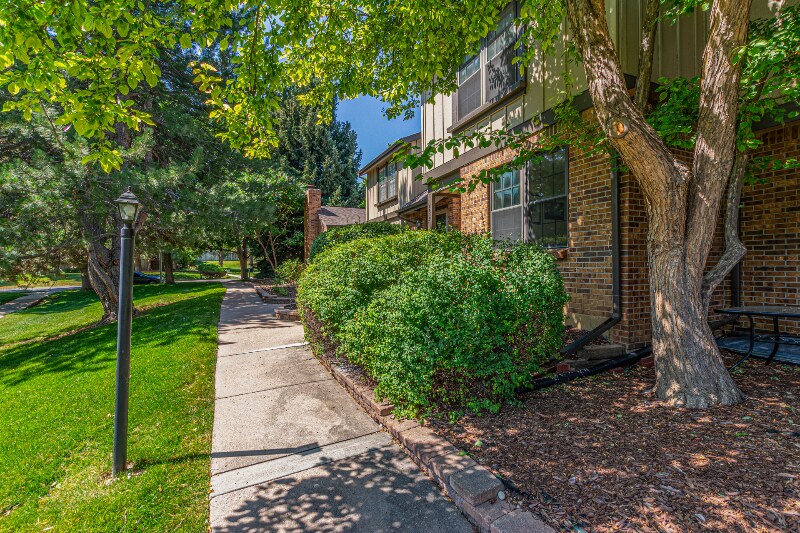 Building Photo - 8039 E Phillips Cir