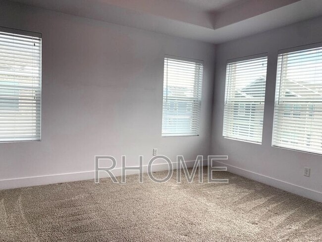 Building Photo - 1824 W Torlundy Dr