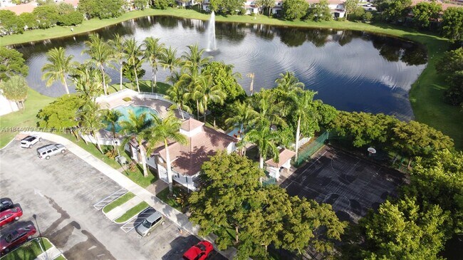 Building Photo - 2764 SW 83rd Ave