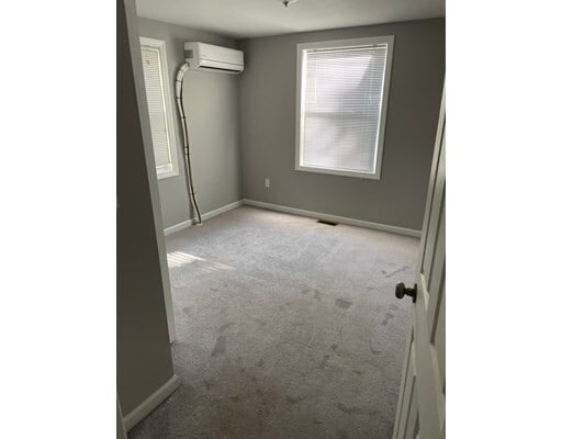 Building Photo - 41 Bosworth St