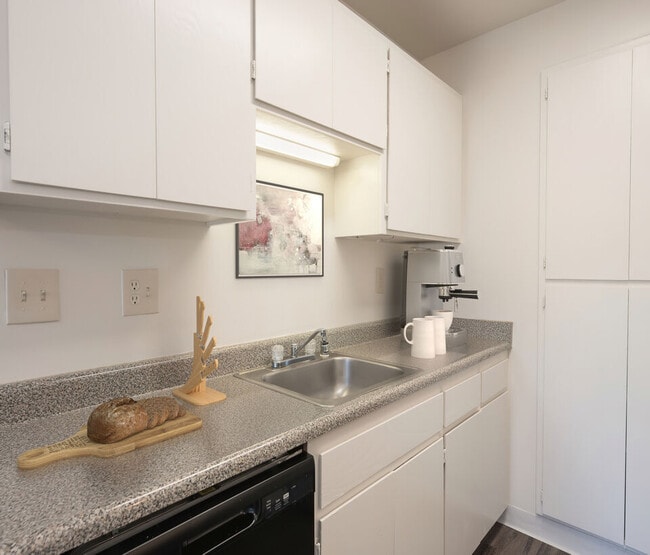 Floorplan - Somerset Apartments