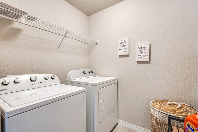 Building Photo - 8466 Blue Feather Lp