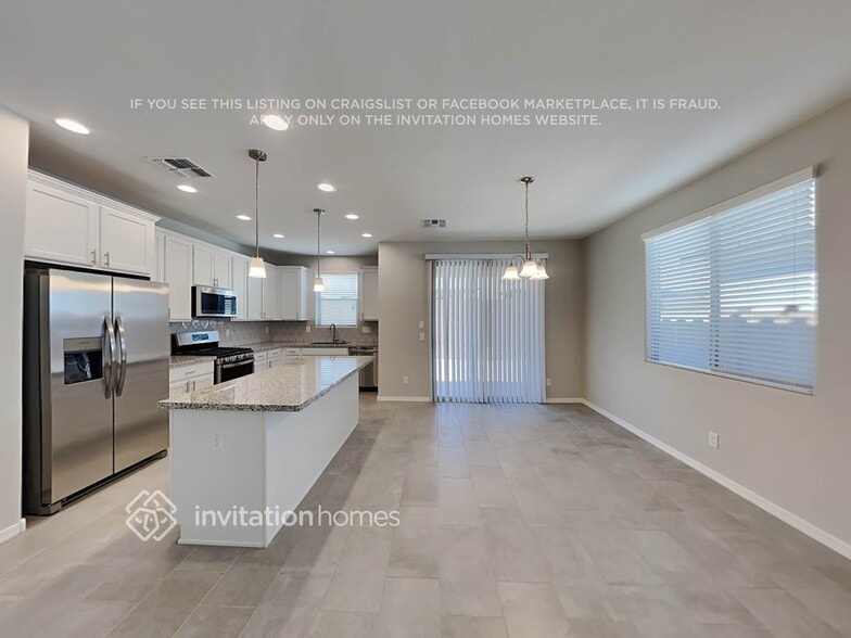 Building Photo - 14420 W Swayback Pass