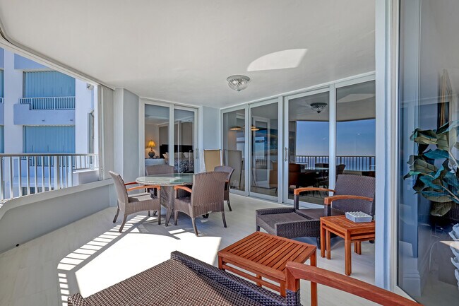 Building Photo - 5200 N Ocean Dr