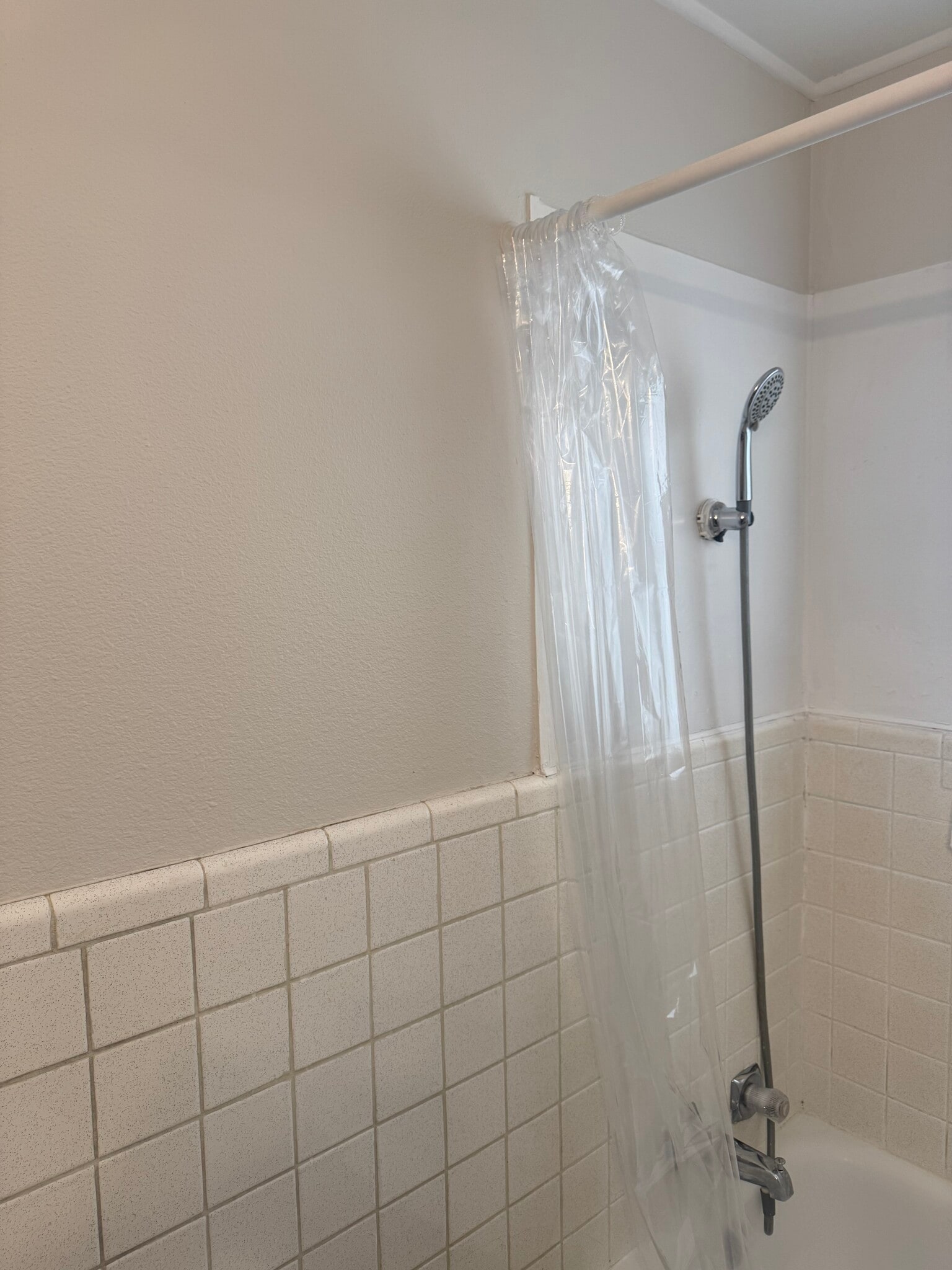 Building Photo - 219 Mitchell St