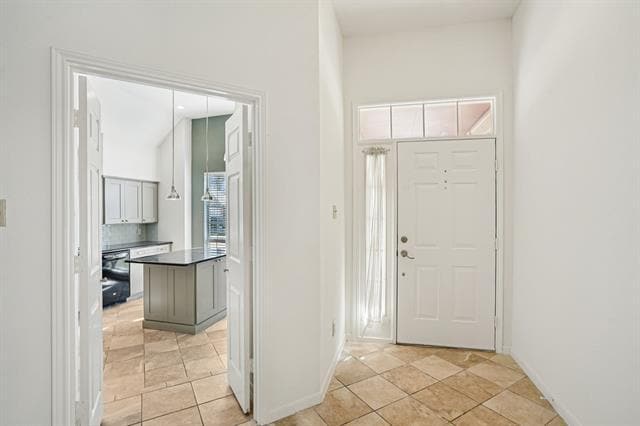 Building Photo - 401 Dakota Trail