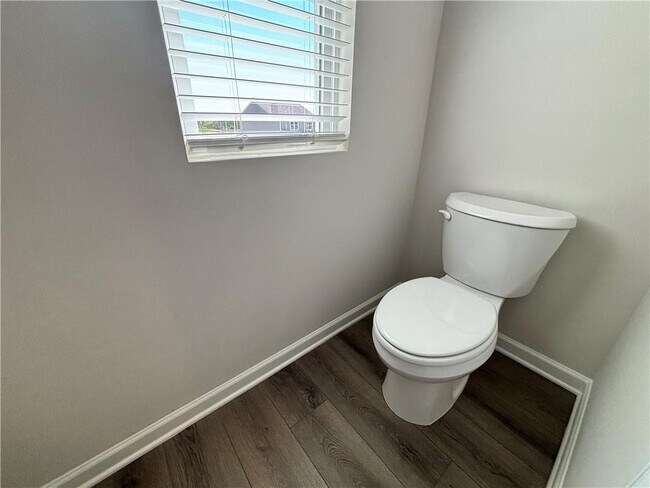 Building Photo - 101 Lavender Cir