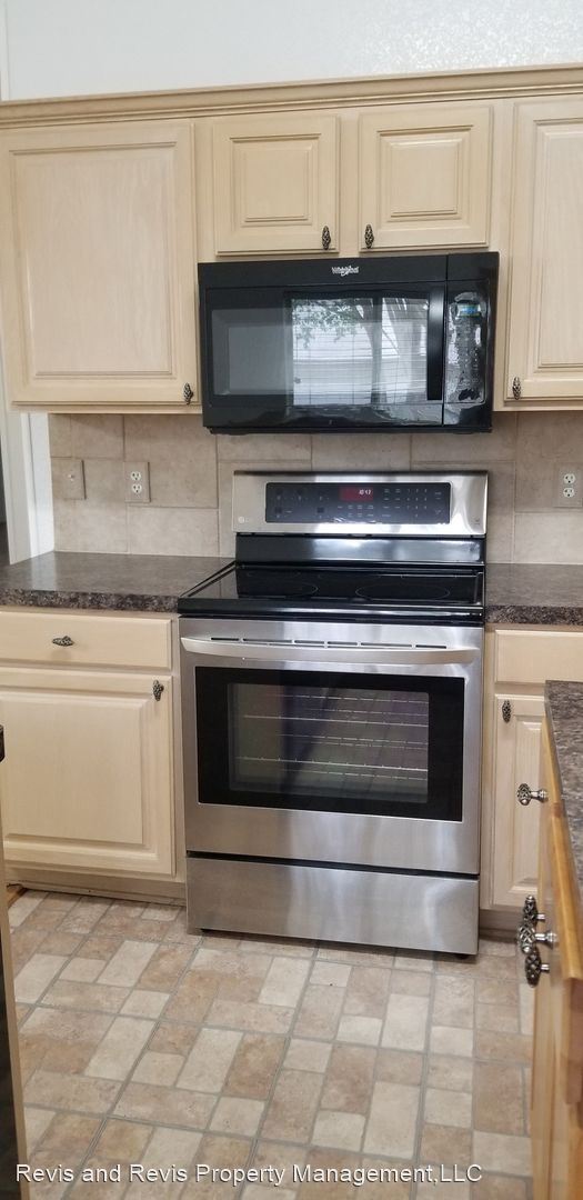 Building Photo - 3 br, 2 bath House - 2113 RANCH RD