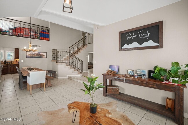 Building Photo - 6052 Bandolero Dr