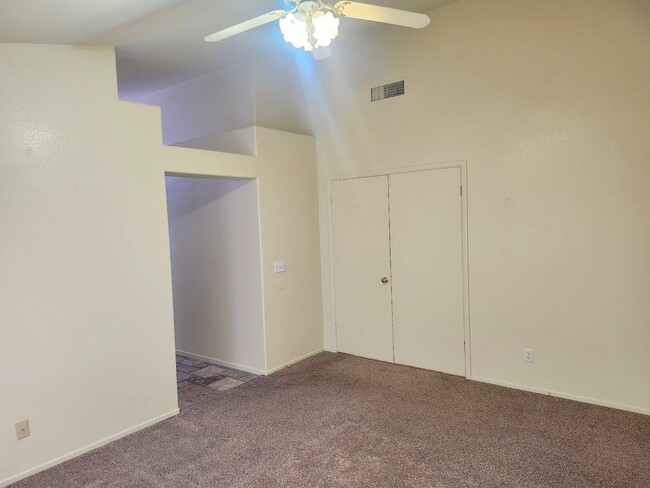 Building Photo - Charming Single-Story 3-Bedroom Home with Spacious Backyard