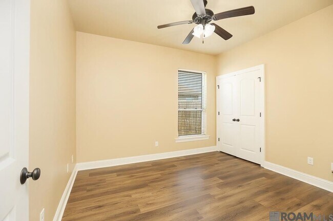 Building Photo - 16290 Timberstone Dr