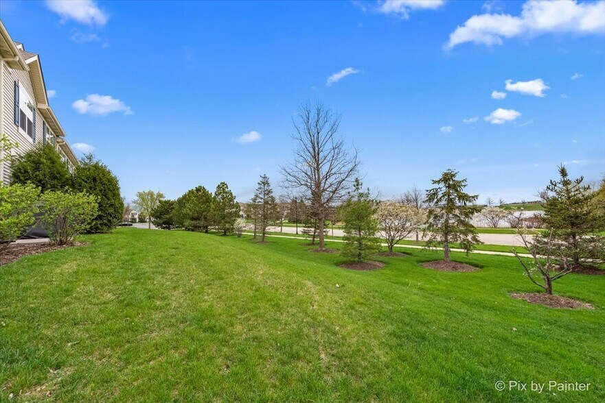 Building Photo - 10097 Cummings St