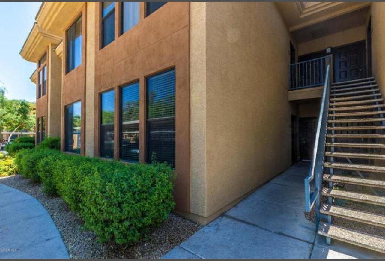 Building Photo - 6900 E Princess Dr