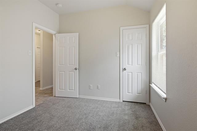 Building Photo - 6317 Rockhaven Dr