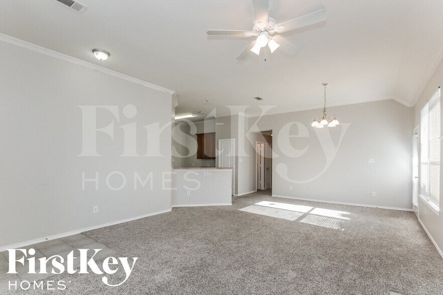 Building Photo - 1415 Sax Leigh Dr