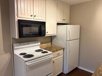 Building Photo - Downtown Condo Living