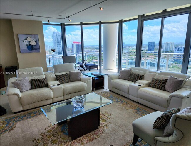 Building Photo - 3535 S Ocean Dr