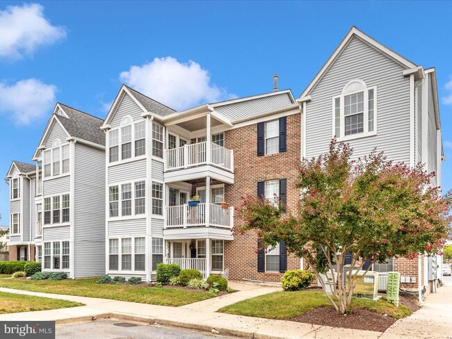 Building Photo - 615 Himes Ave