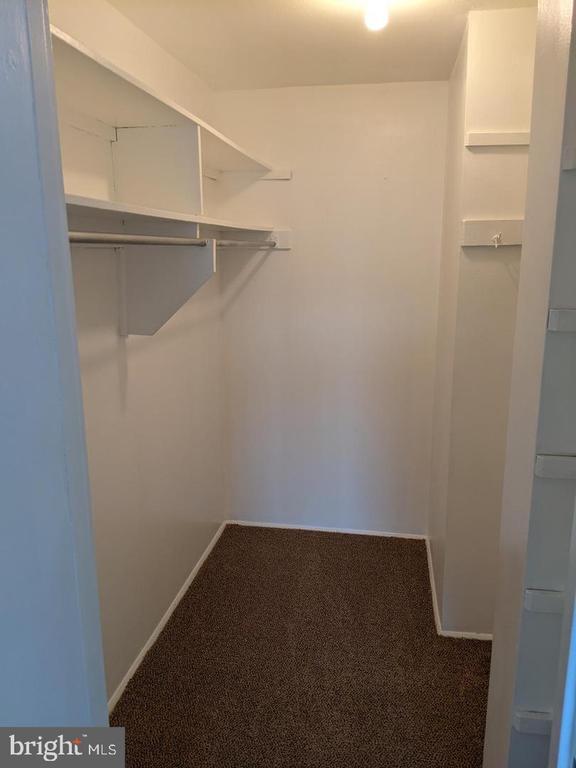 Building Photo - 4501 Arlington Blvd