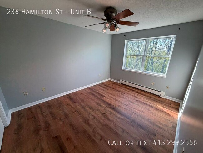 Building Photo - 236 Hamilton St