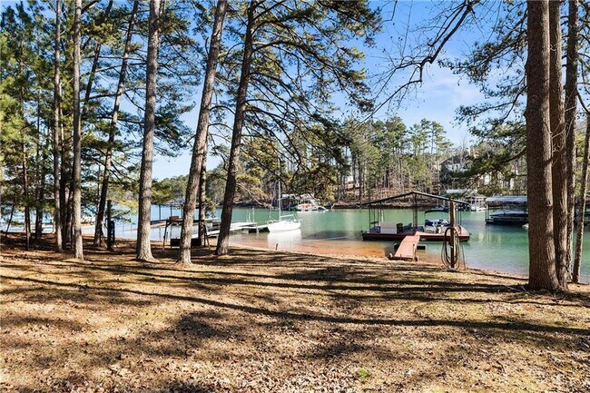 Building Photo - 4035 Lacey Dr